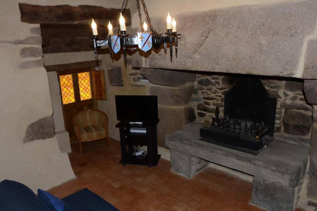 Gite 3 Personnes, Possibilite Table D'Hotes Le Soir Treduder Bagian luar foto